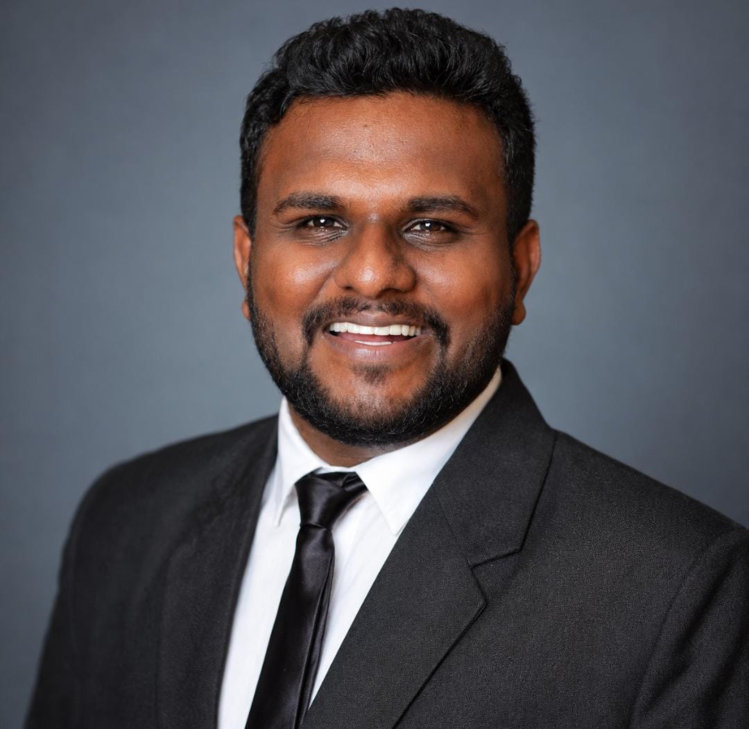 Mr Manikandan R